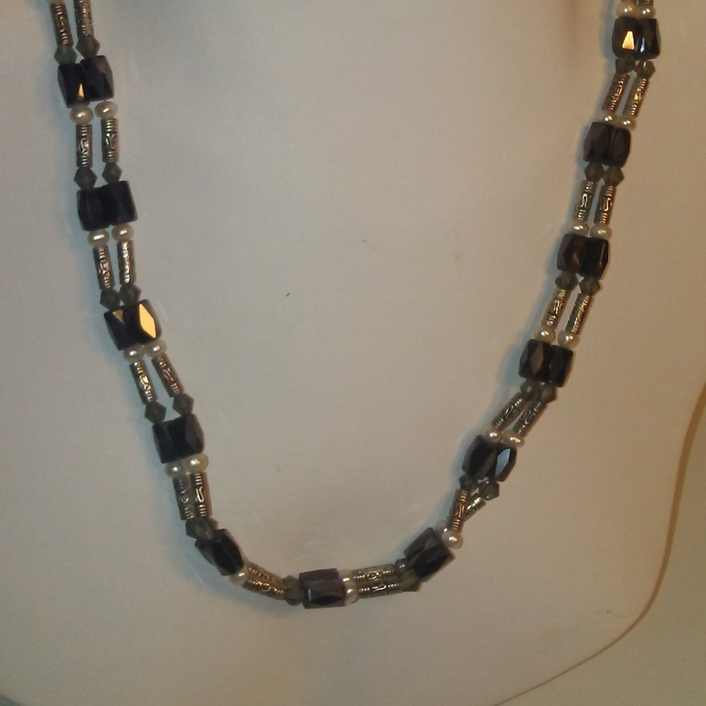 White Pearl Magnetic Hybrid Necklace/ Bracelet